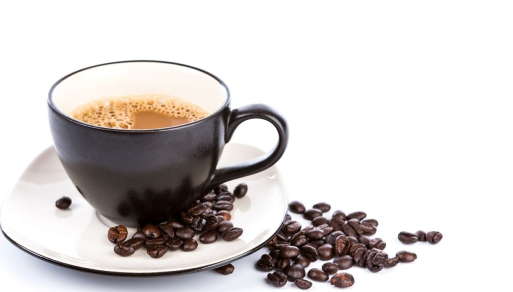 caffè e chicchi di caffè, fonti di caffeina